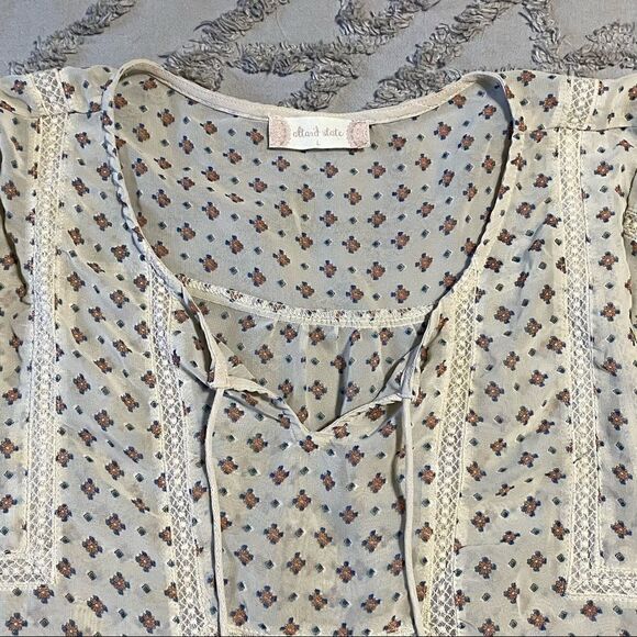 𝅺ALTAR’D State semi sheer boho top size L - Picture 3 of 10
